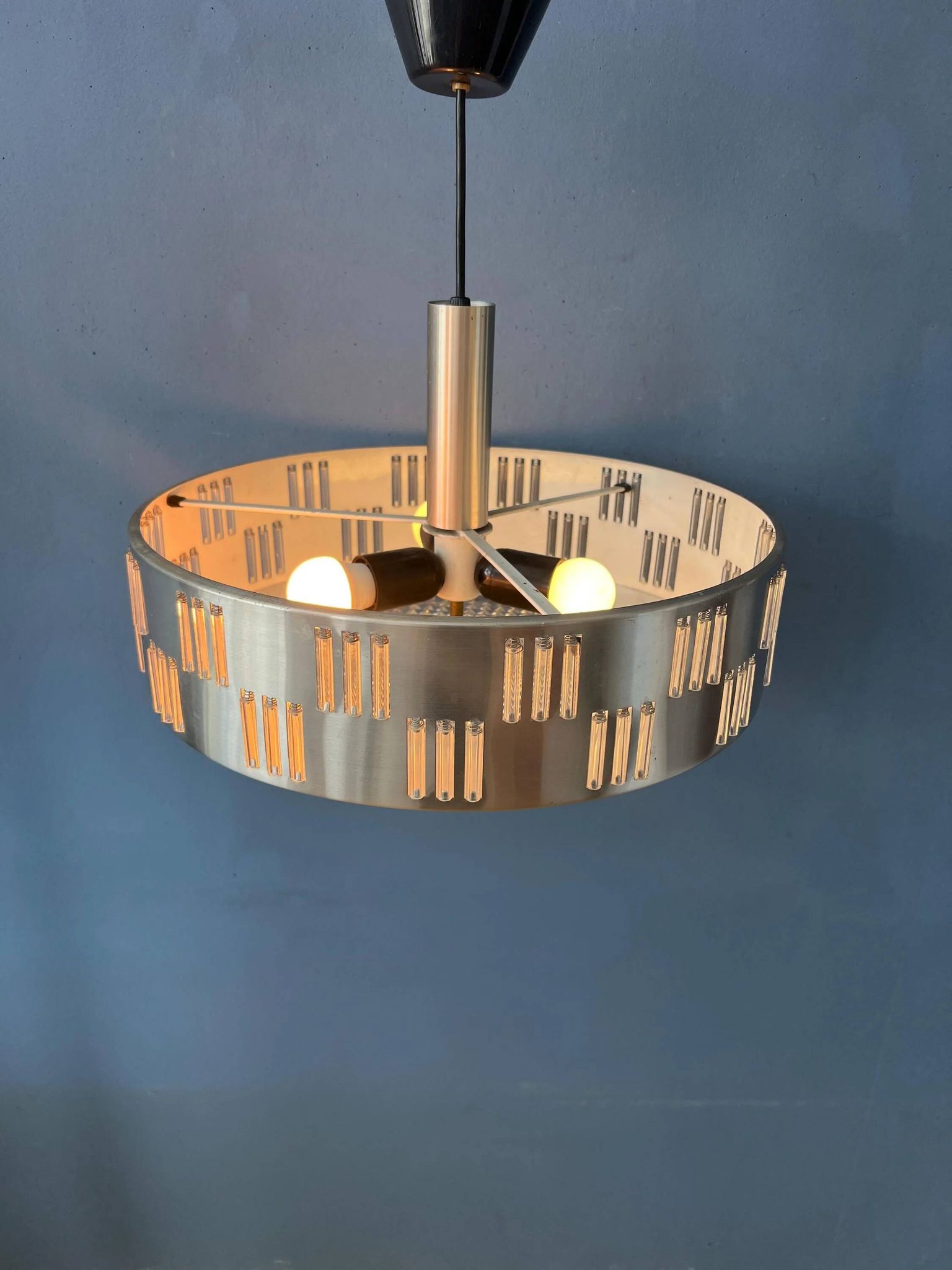 Suspension UFO mid-century en verre cristal