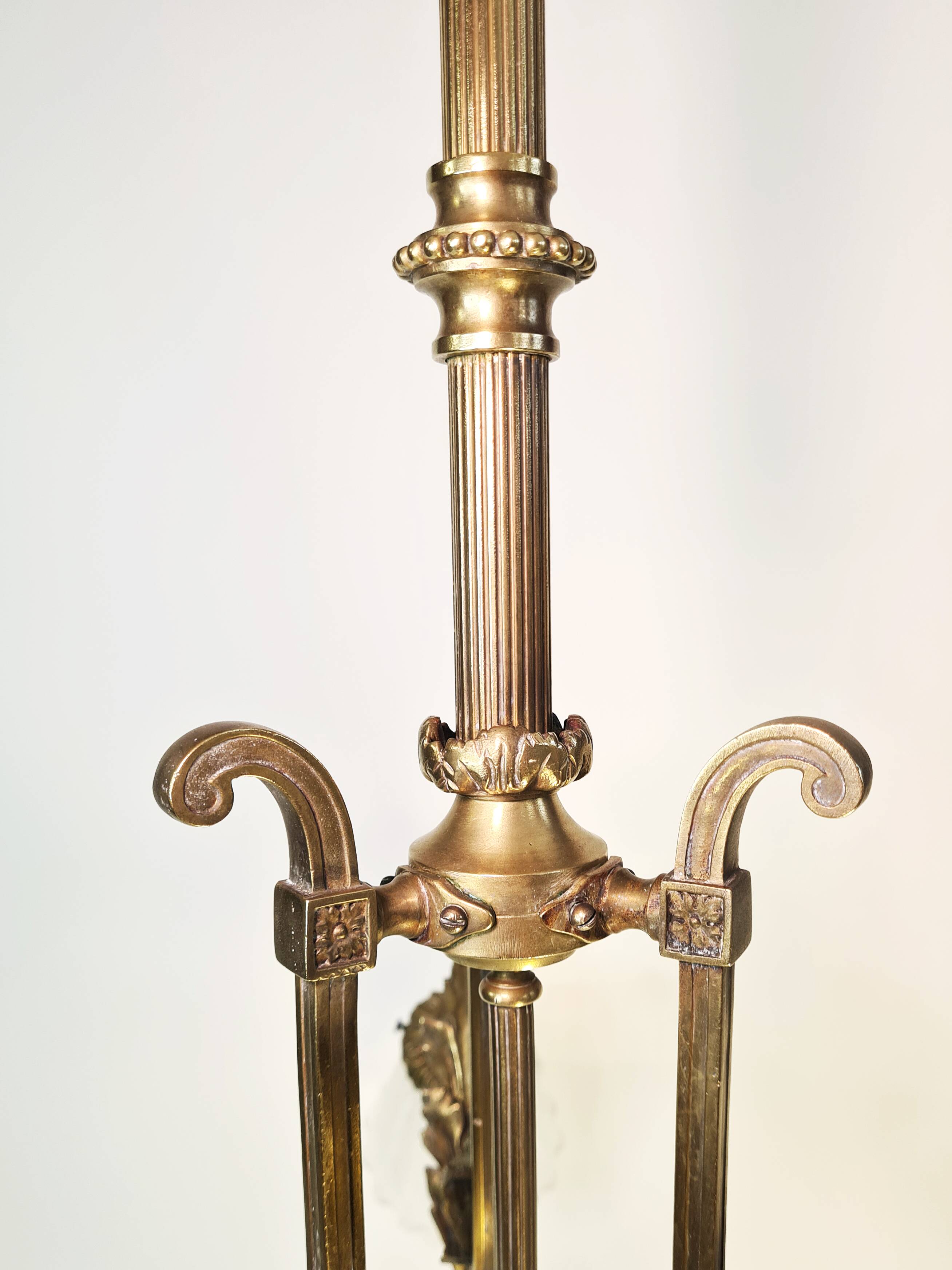 Lustre majestueux en laiton & cristal taillé – Fin XIXe