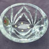 Empty pocket in Ile de France crystal