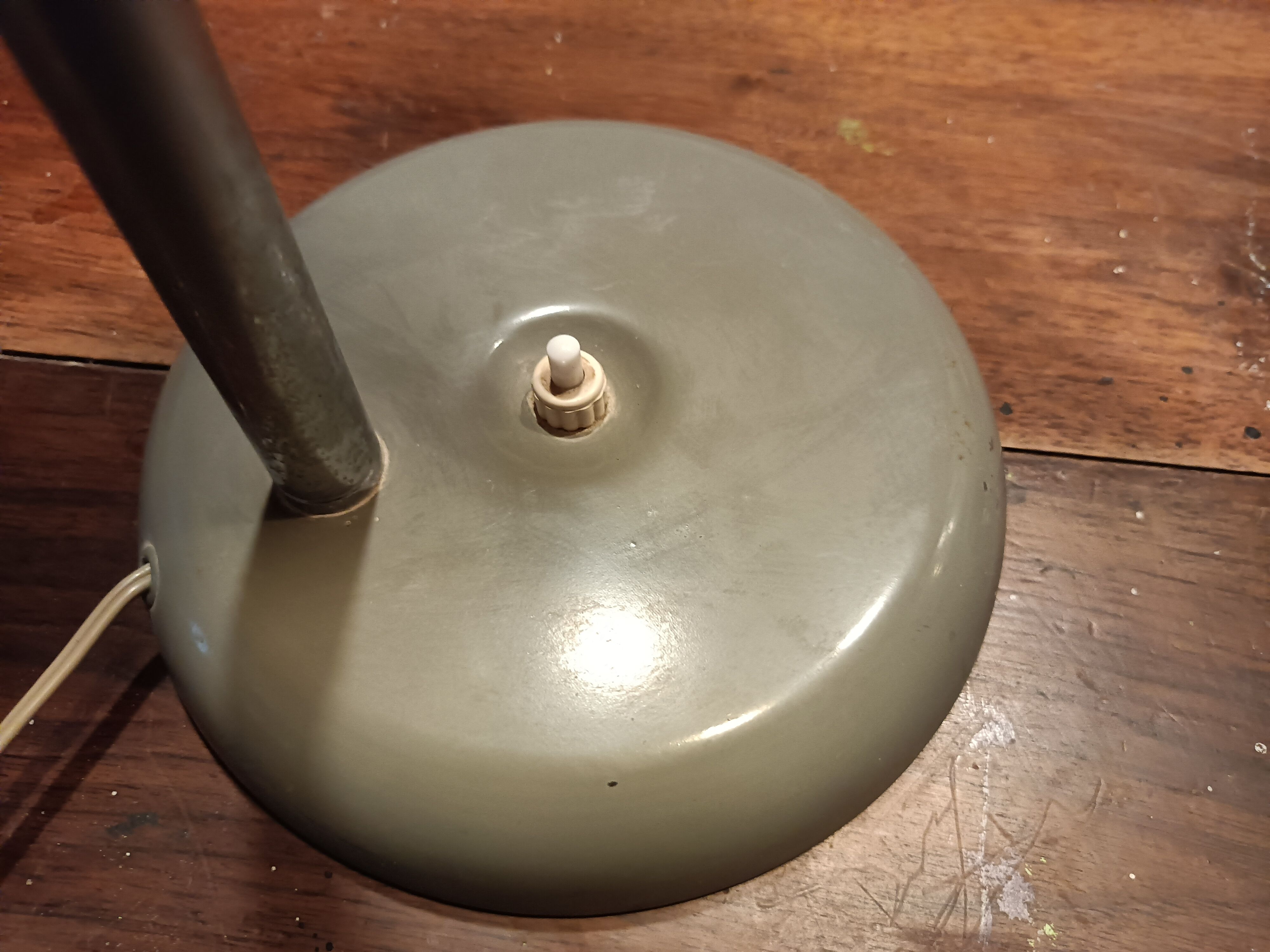 Old workshop lamp, articulated, very good condition, year 50