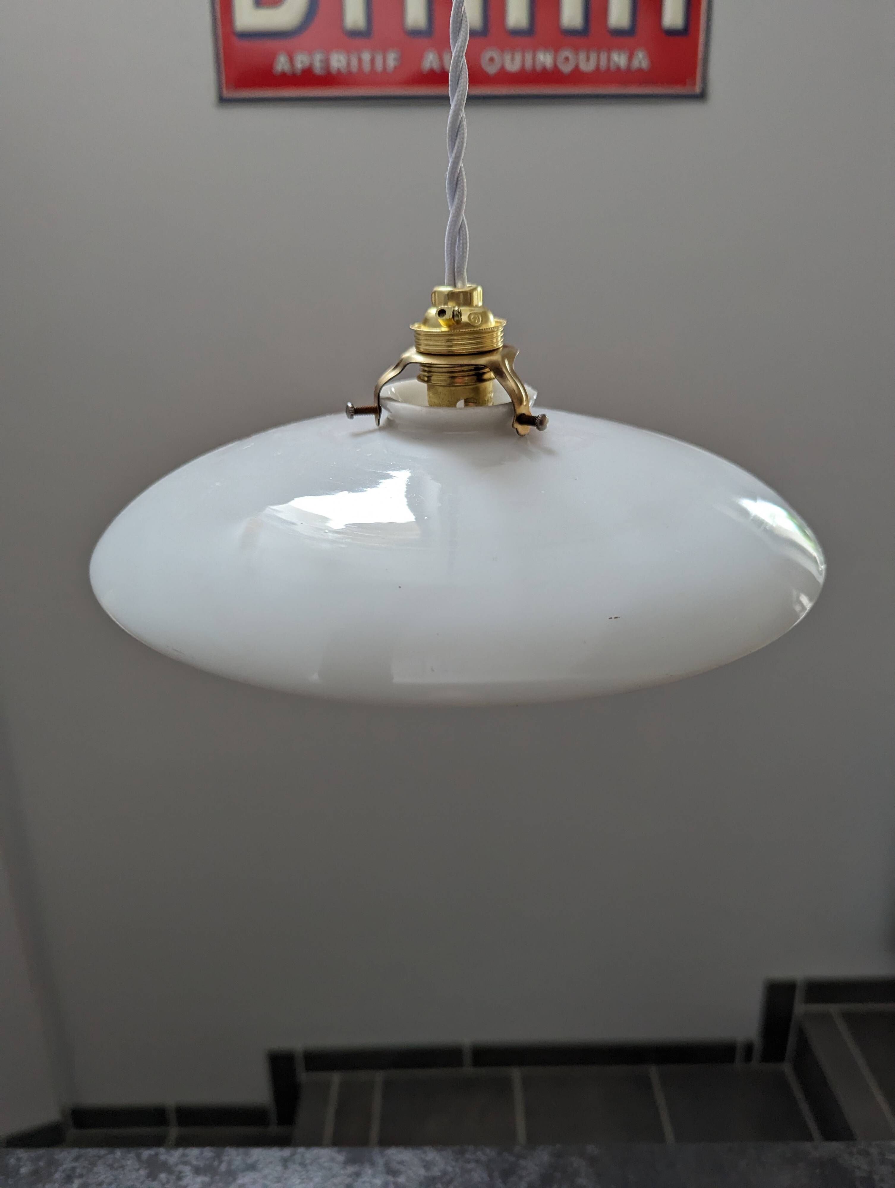 Old hanging lampshade lamp in white opaline Art Deco 1930