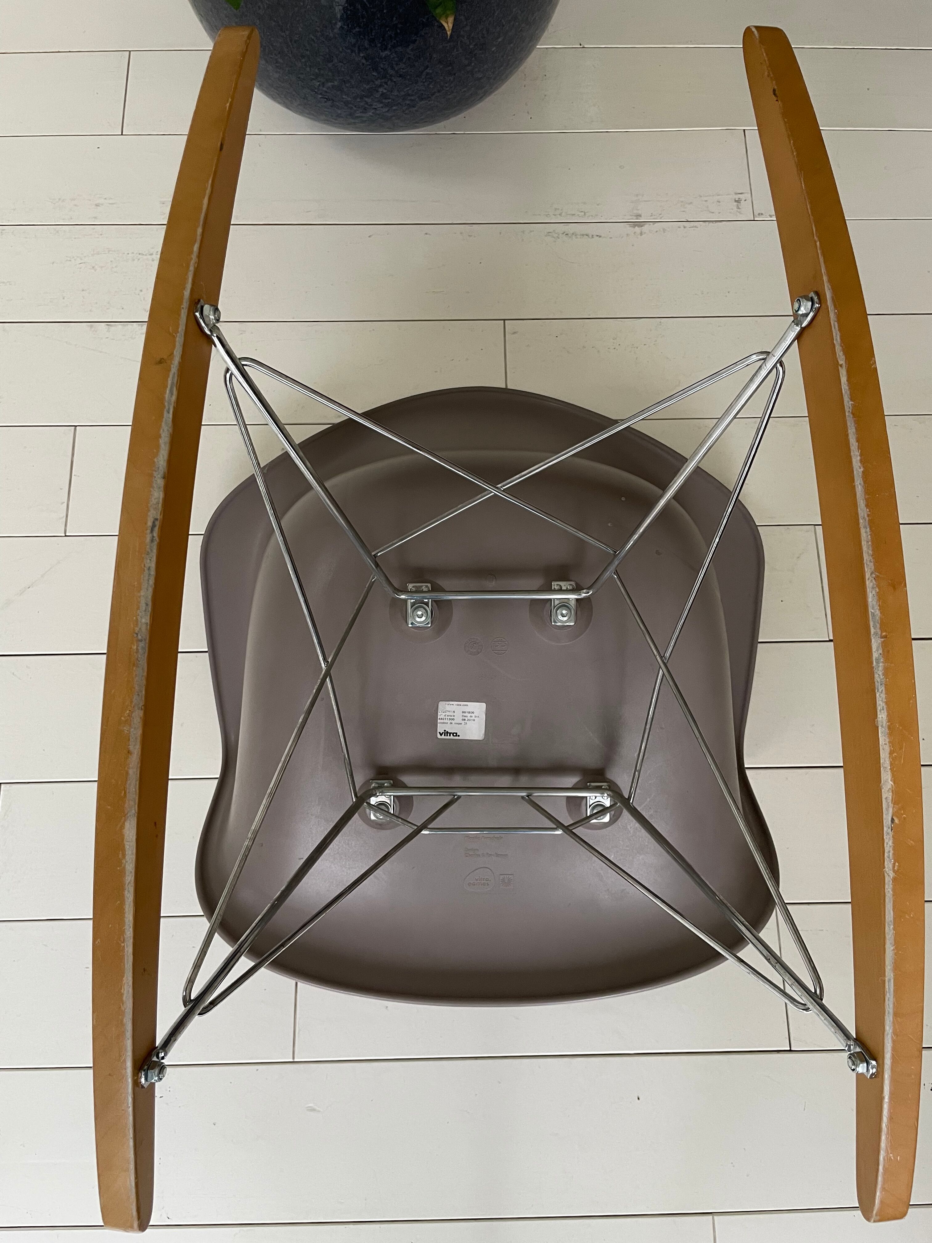Rocking chair by Charles & Ray Eames Vitra edition