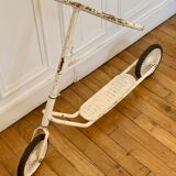Vintage metal trotinette