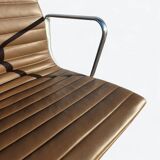 Brown Herman Miller Original Eames EA335 Desk Aluminium Chair