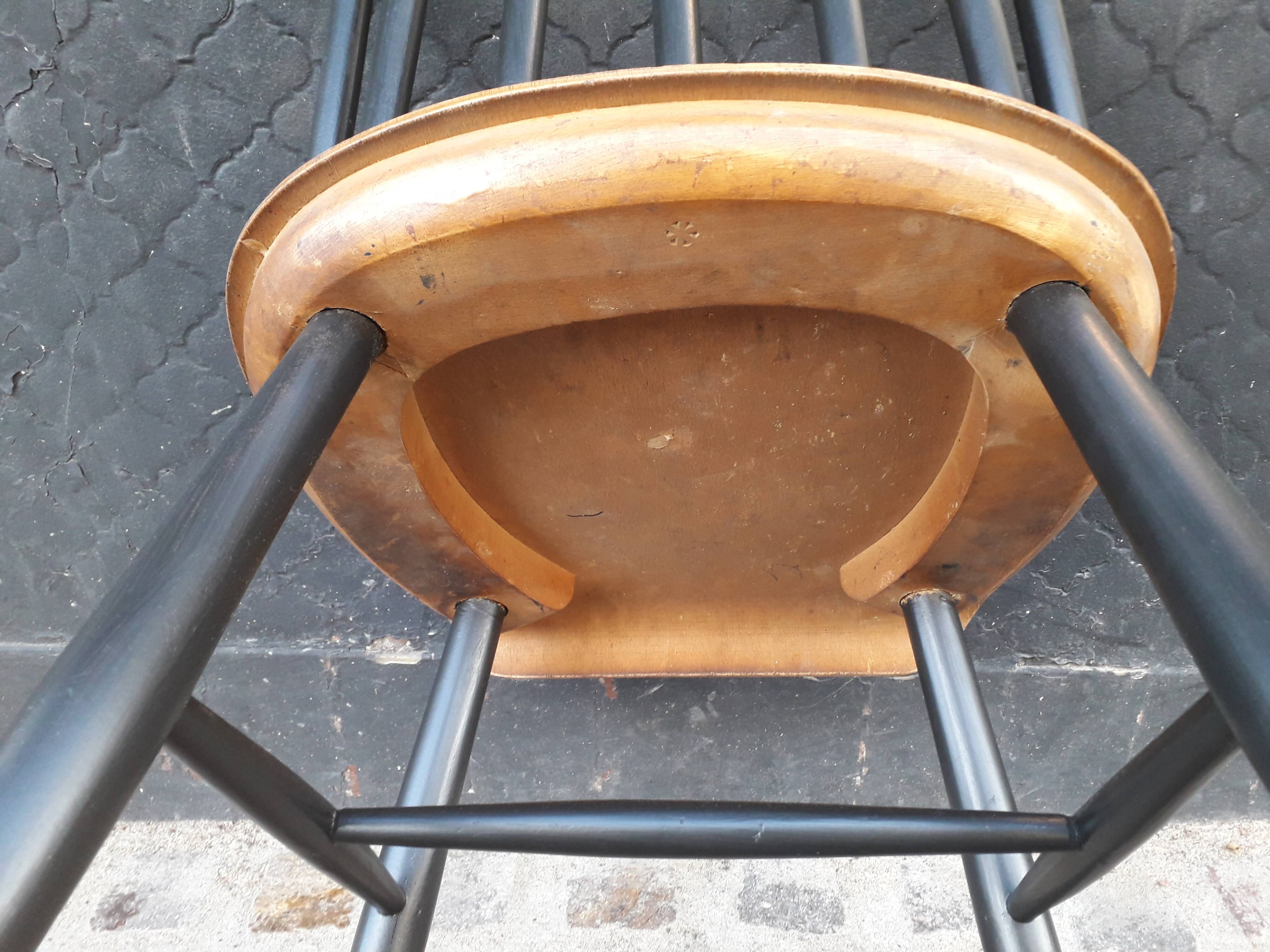 Chaise scandinave fanett par Ilmari Tapiovaara
