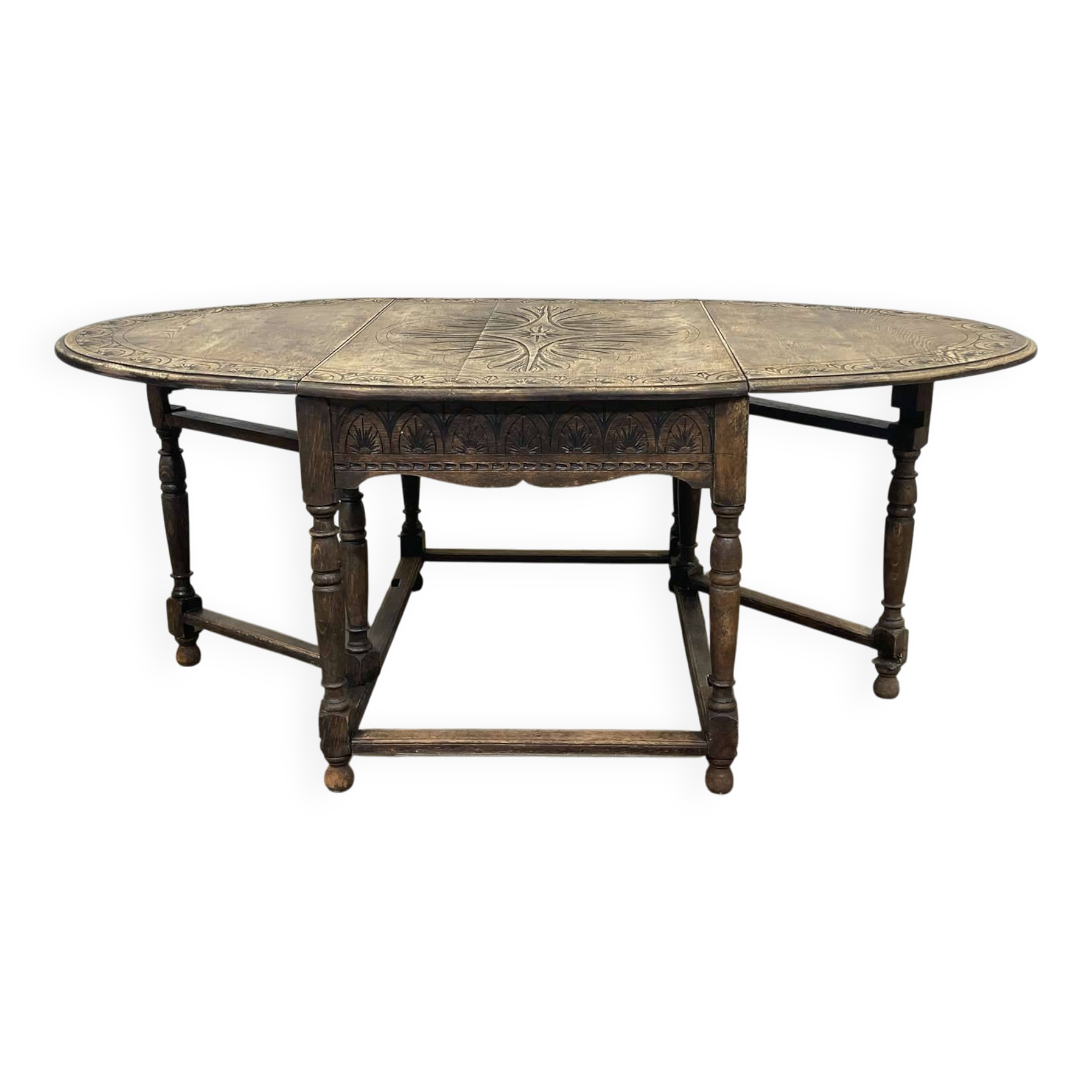 English oak drop-leaf table from the early 20th century