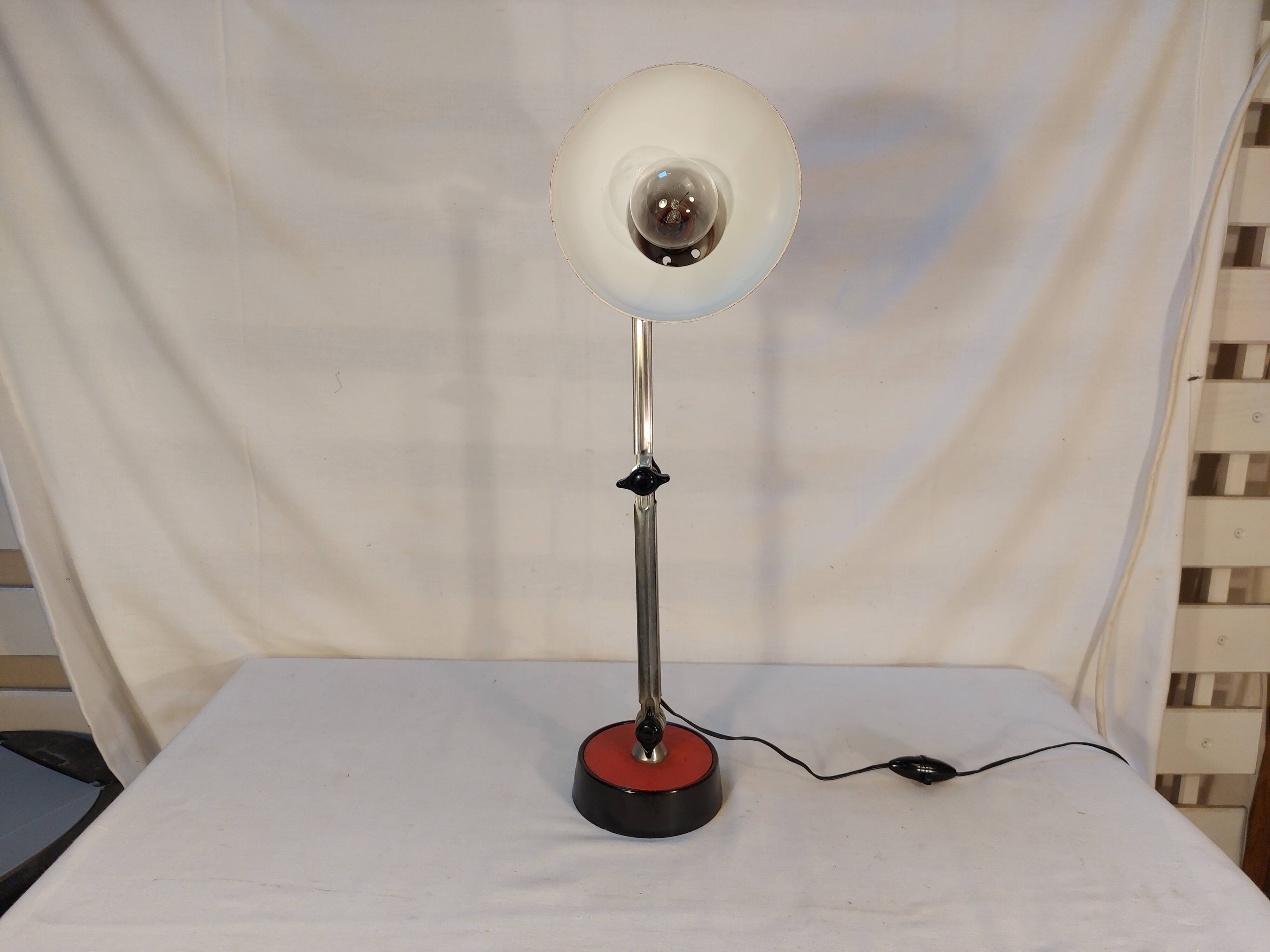 Vintage red articulated desk lamp - 70s/80s