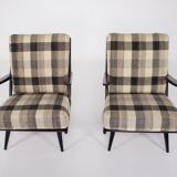Paire de fauteuils laqués noirs 1950s