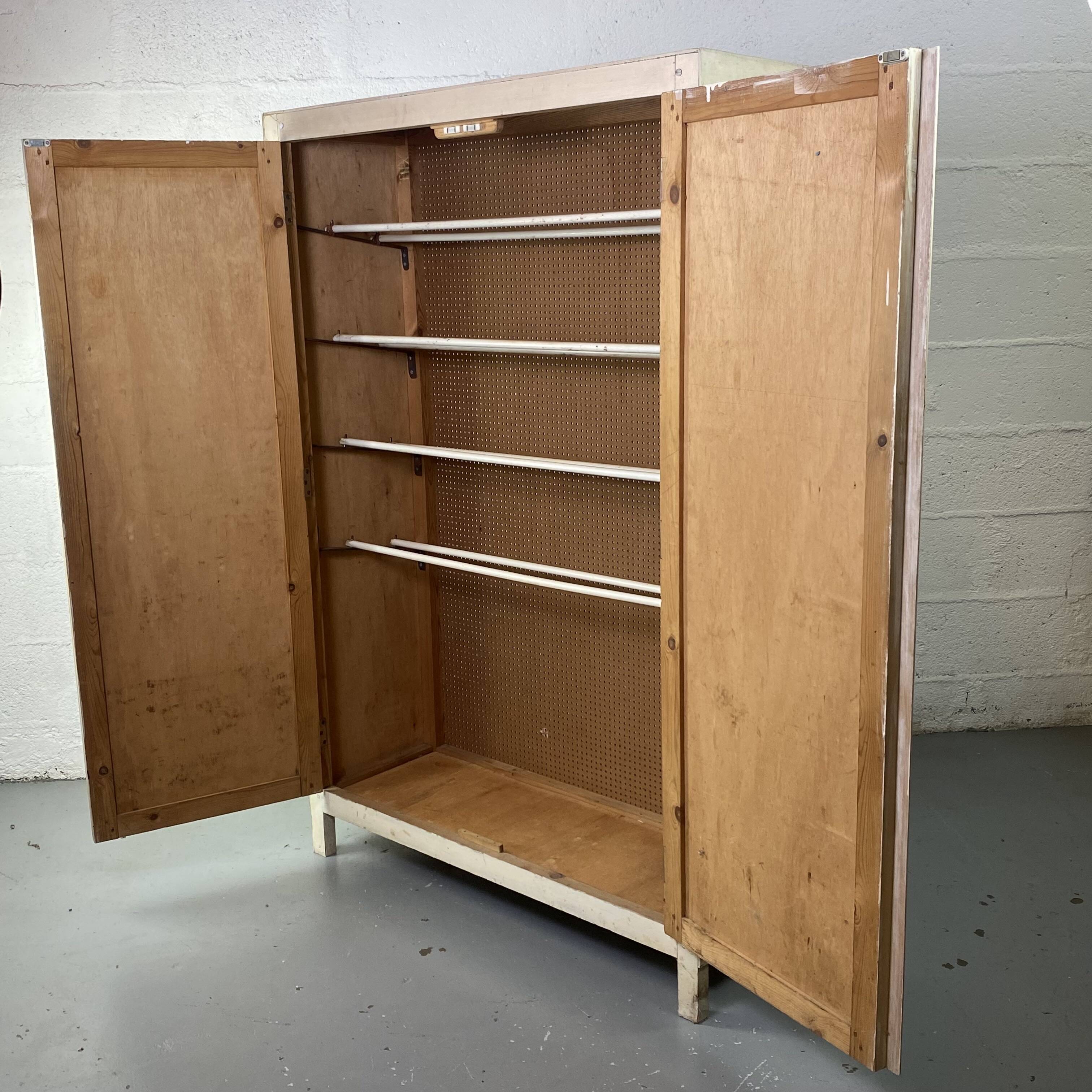Meuble à chaussure style armoire parisienne
