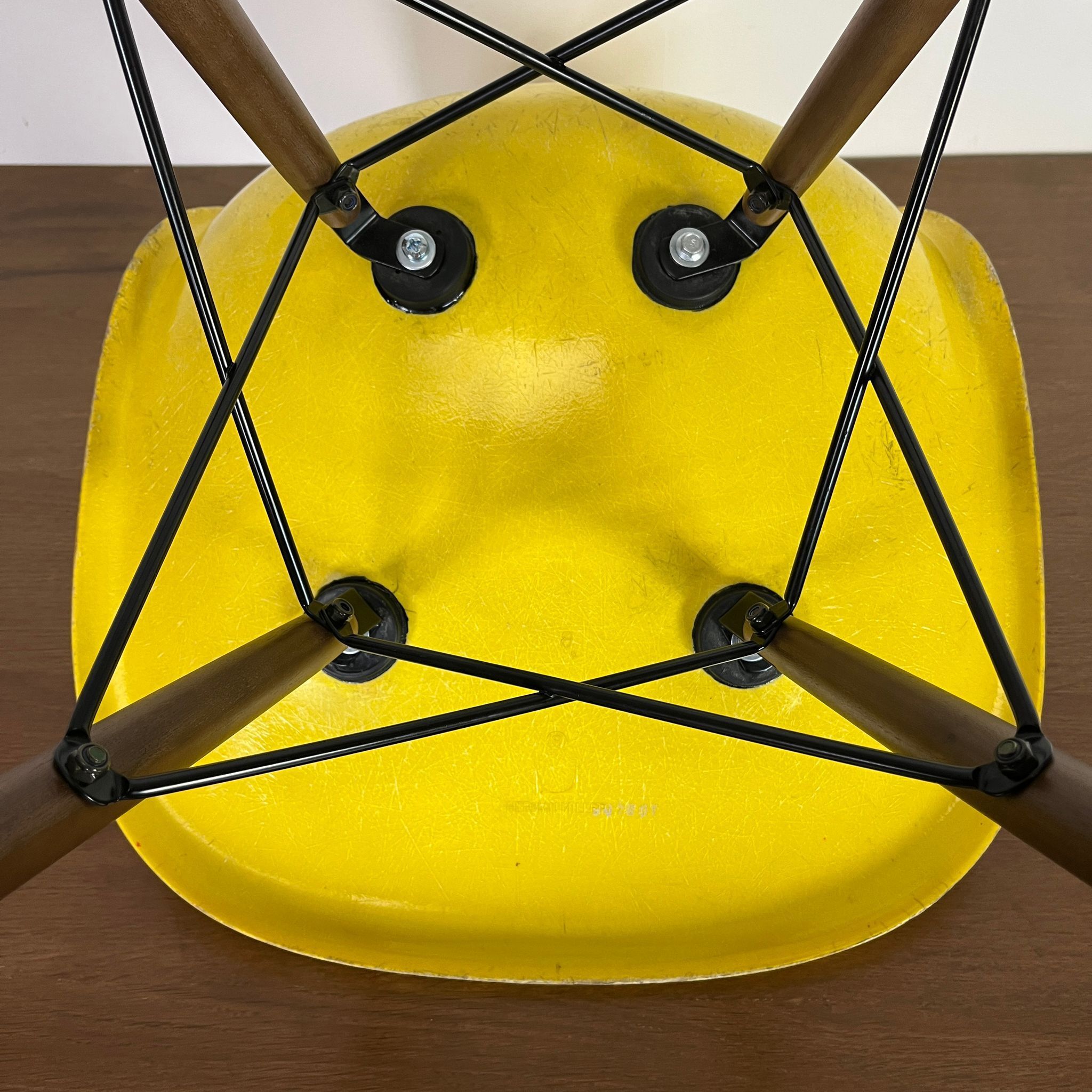 DSW side chairs by Charles & Ray Eames for Herman Miller