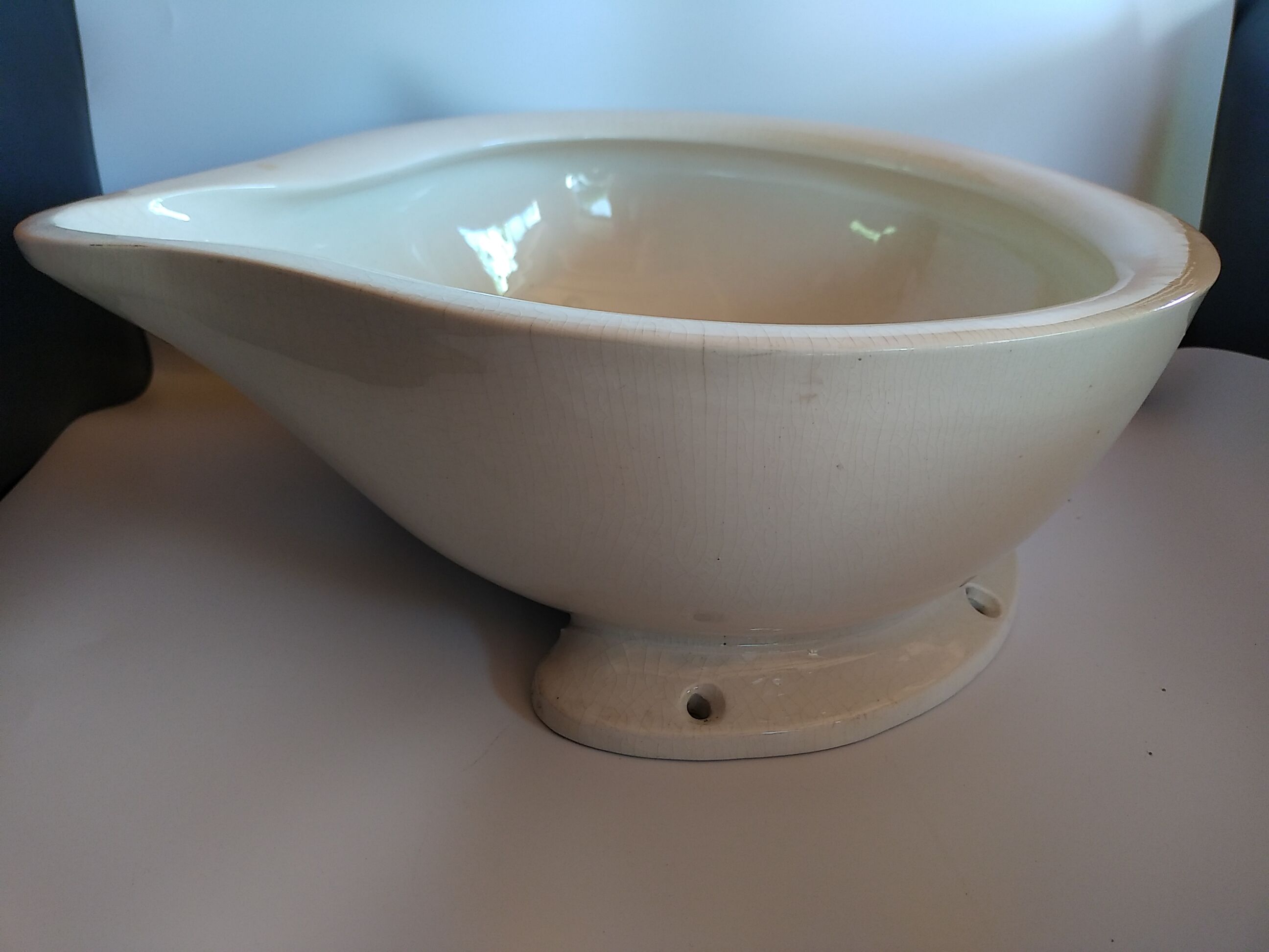 Cabin sink original liner, cracked faience