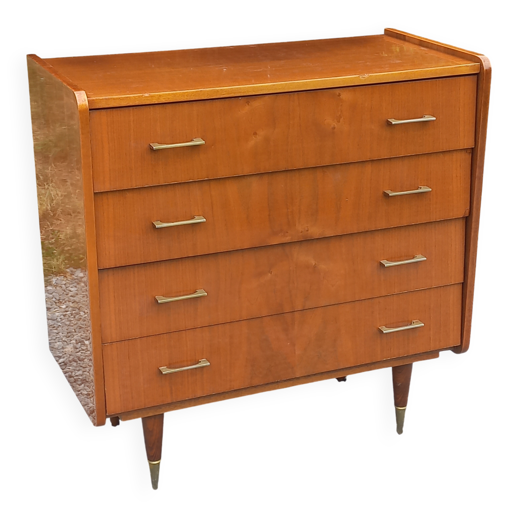 Vintage walnut varnished chest of drawers with 4 drawers from the 1960s.