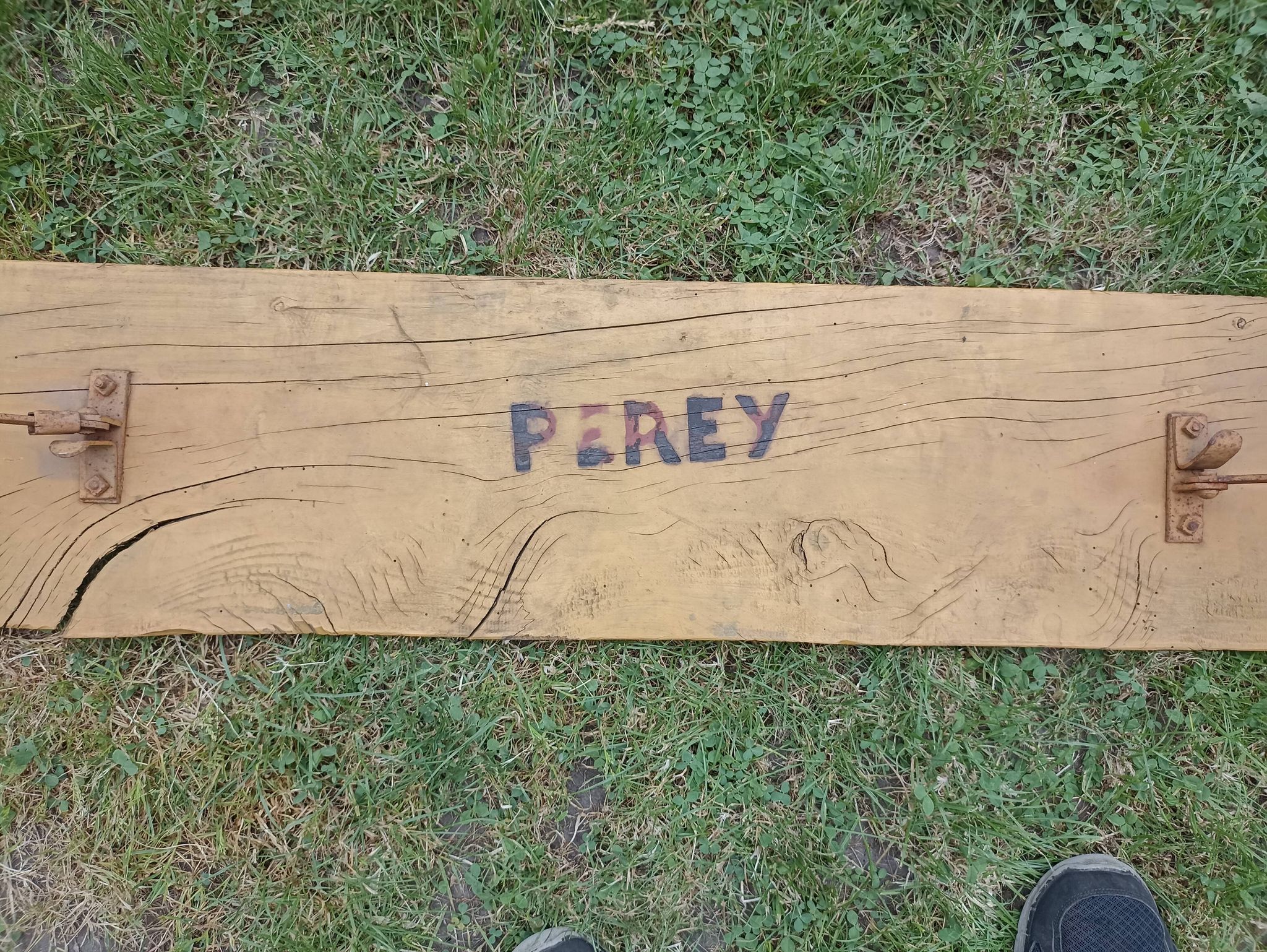 Table + 2 brewery benches - former brewery l.f. haag ingwiller - prey