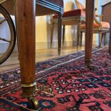 Grande table ovale en bois massif – style classique / maison de famill