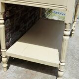 Dressing table toilet