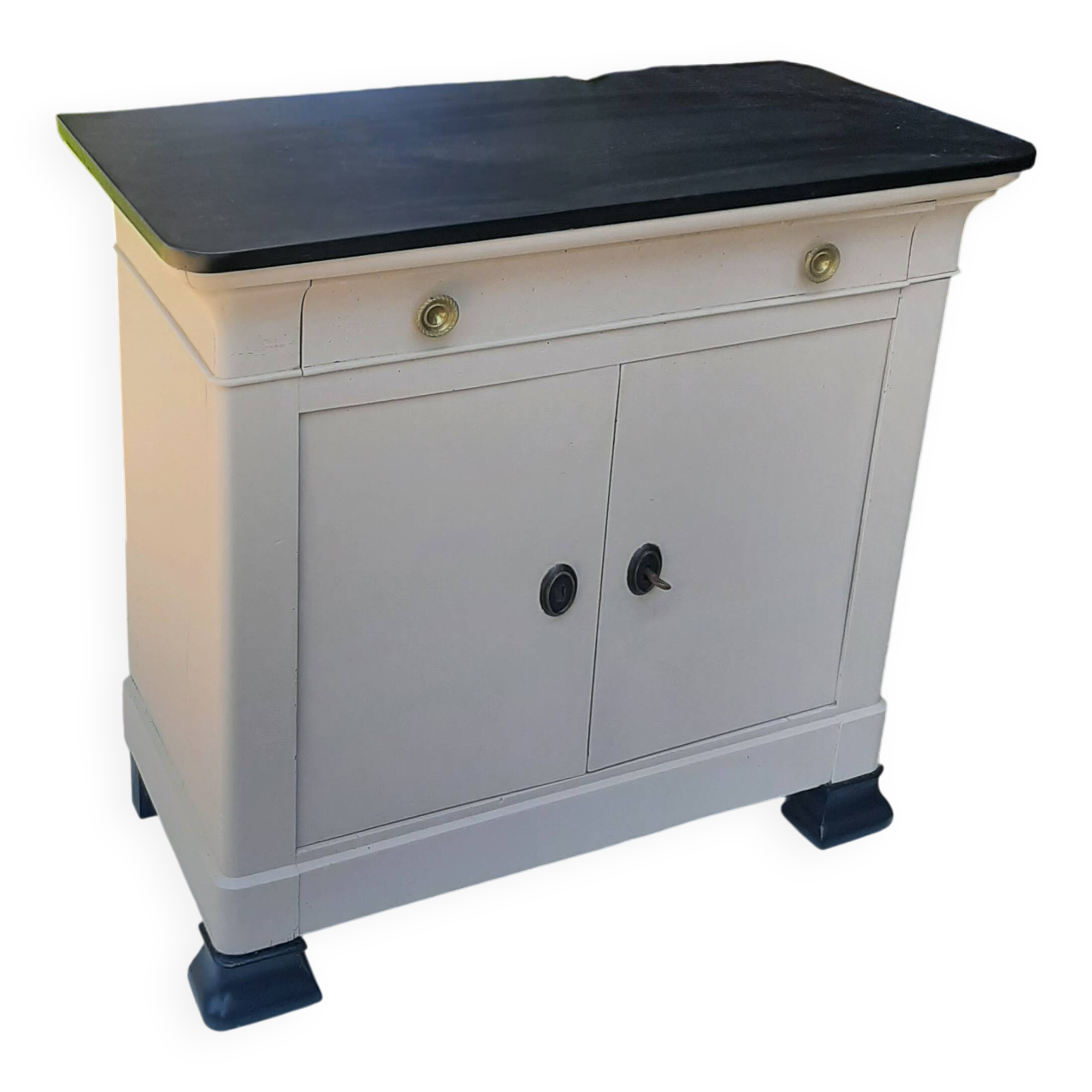 Low sideboard
