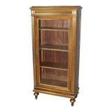 Vitrine de style Louis XVI en noyer XIX
