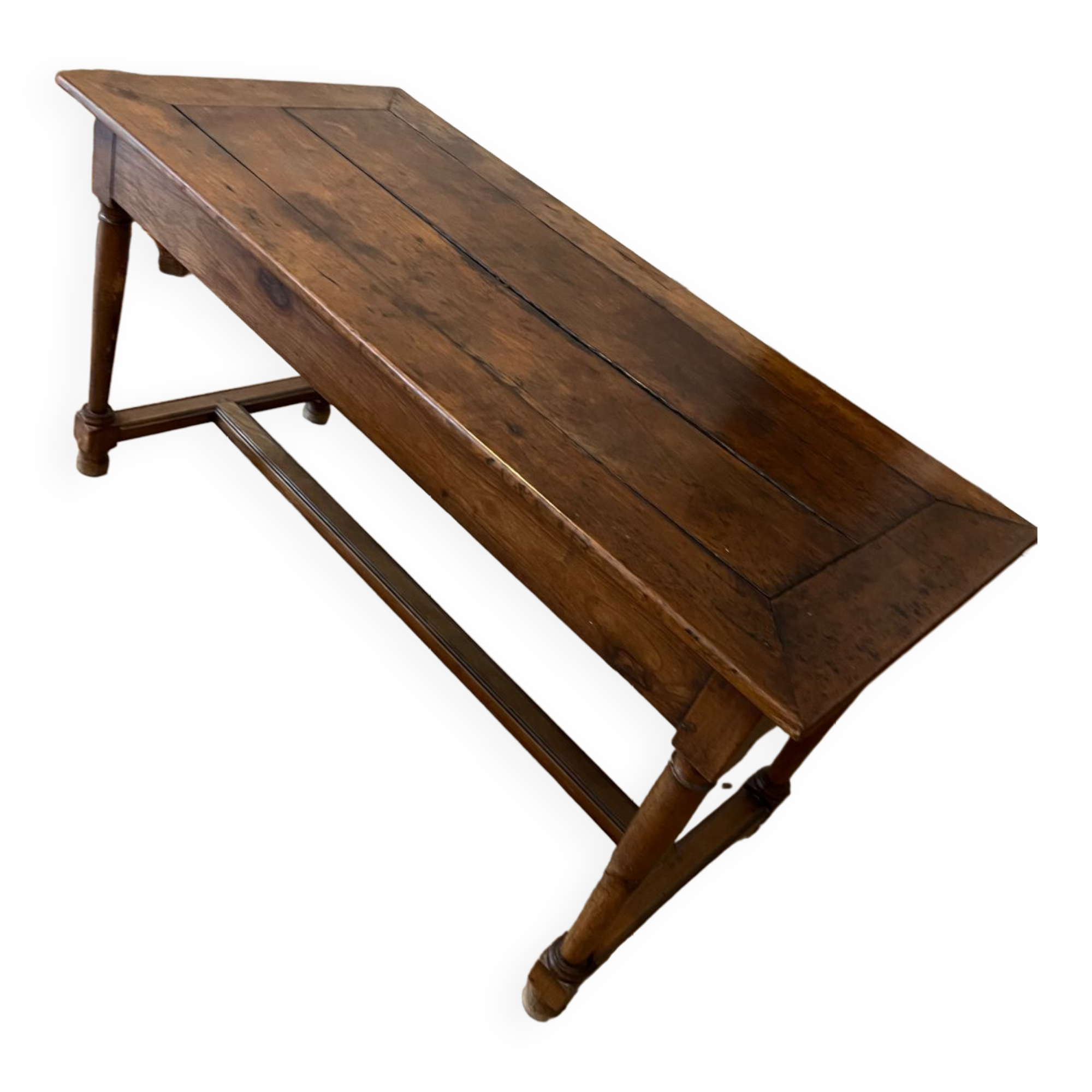 Closing table a drawer