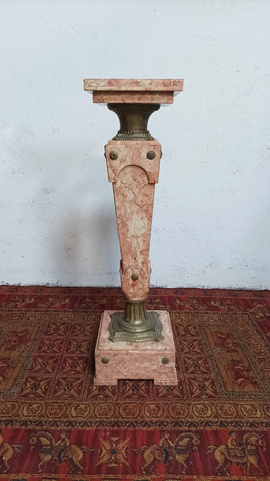 High Louis XVI column in marble and bronze