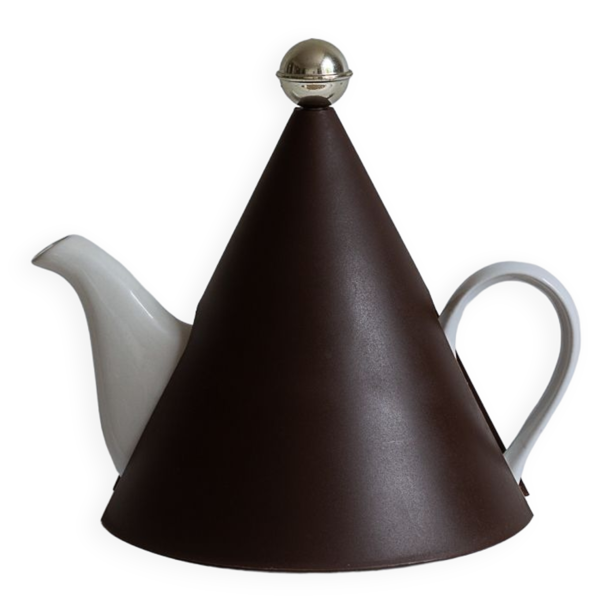 Conical porcelain teapot, Puur, Netherlands, 80s