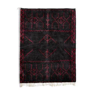 Tapis marocain moderne noir