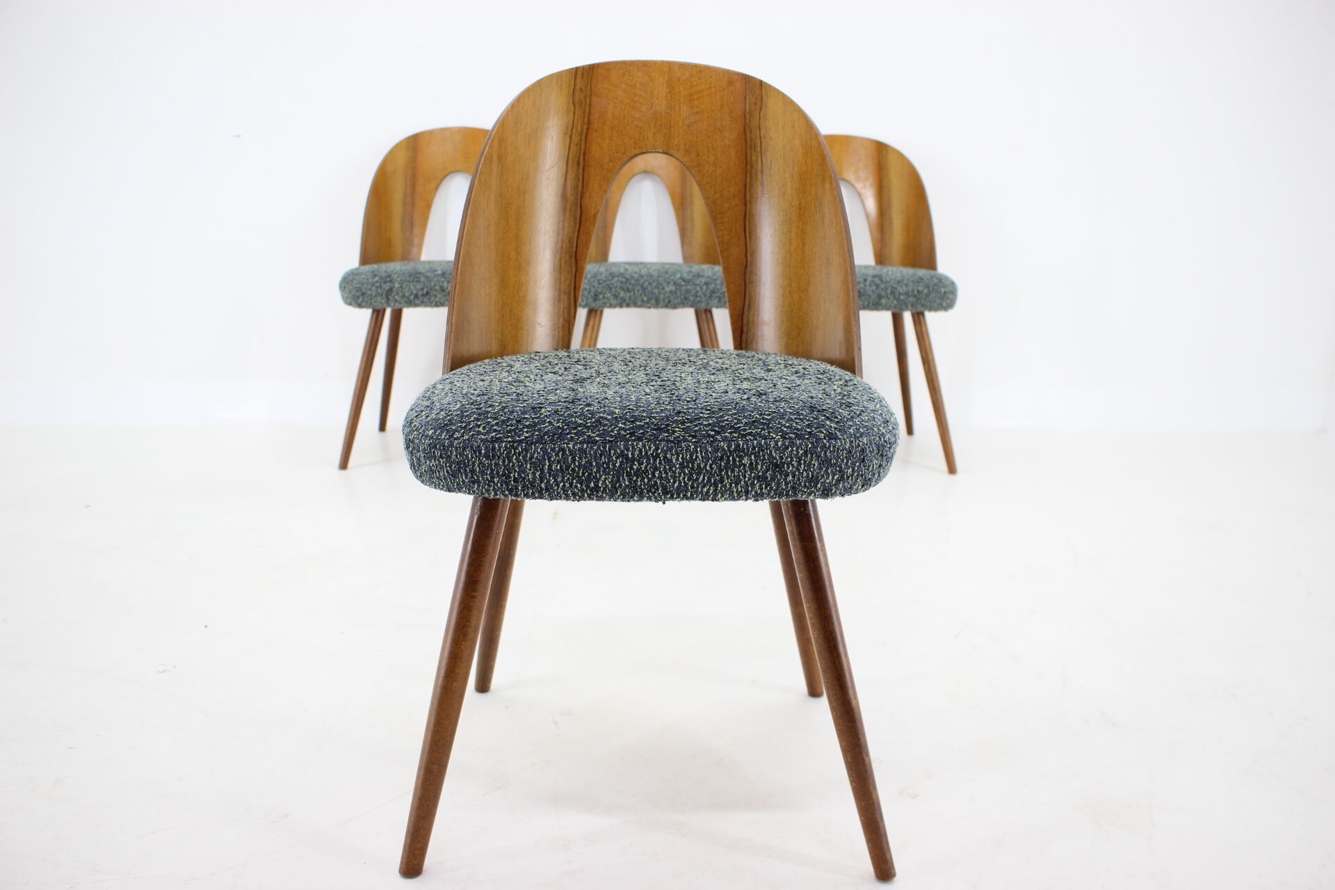 Lot de 4 chaises d'Antonin Suman des années 1960, Tchécoslovaquie