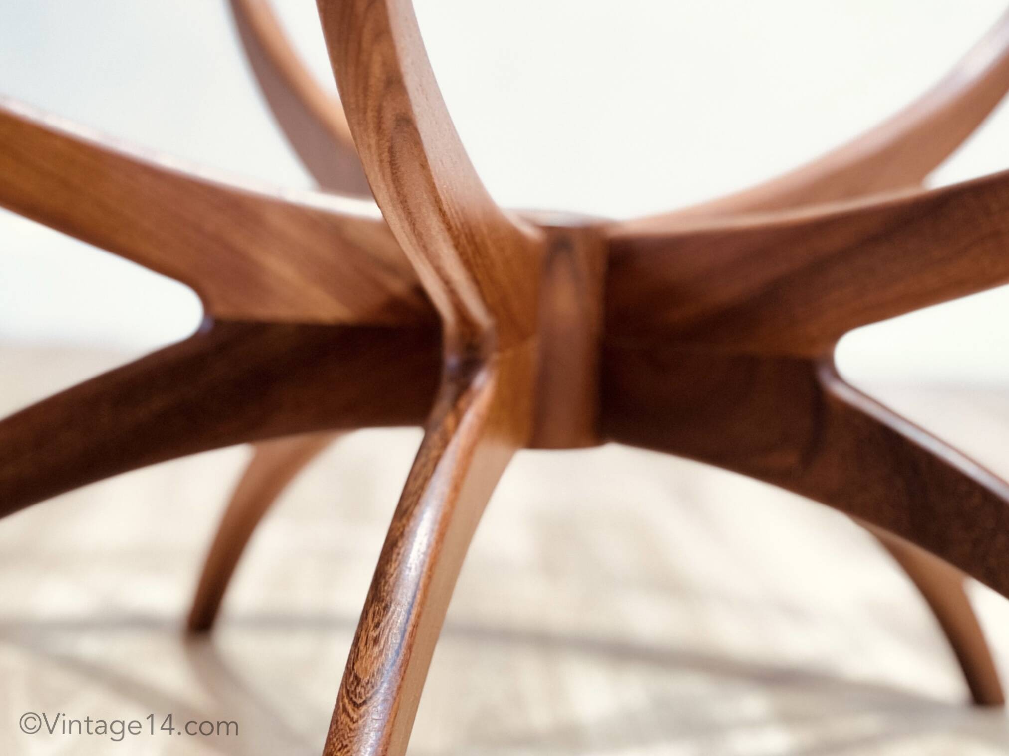 Table basse ronde Spider de G Plan, années 1960