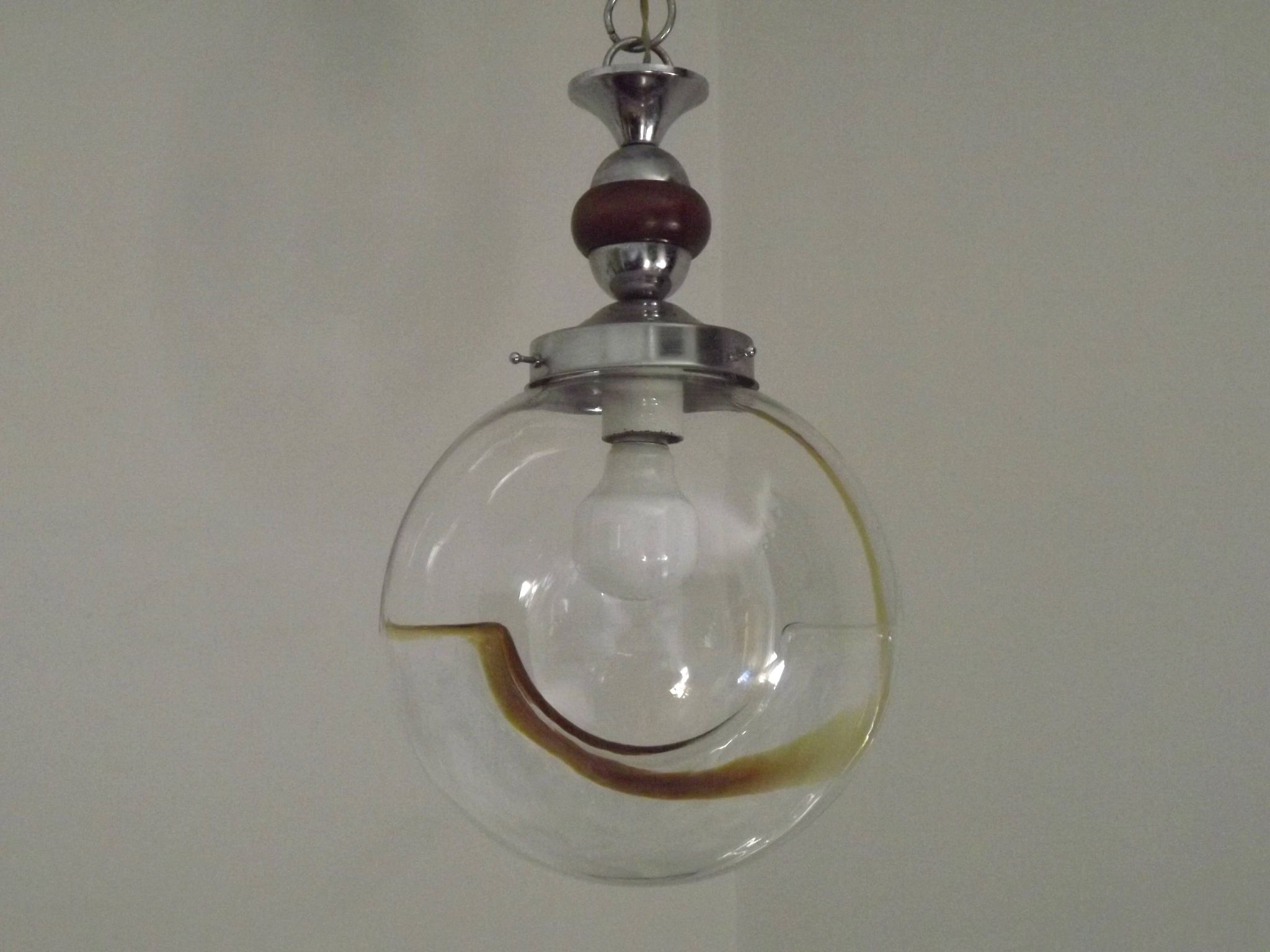Suspension en verre de Murano ambré dans le goût de Mazzega