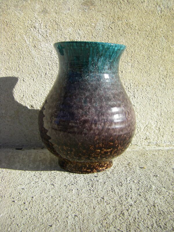 Vase en céramique d'Accolay