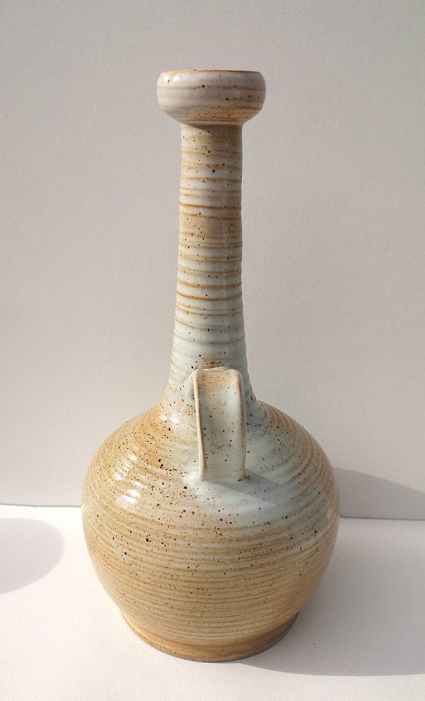 Carafe, pichet vintage en grès