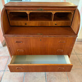 Scandinavian secretary