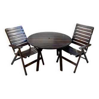 Salon de jardin EMU en bois foncé - 2 fauteuils pliants et 1 table