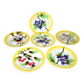 6 assiettes à dessert Orchies en barbotine jaune décor fruit pochoir