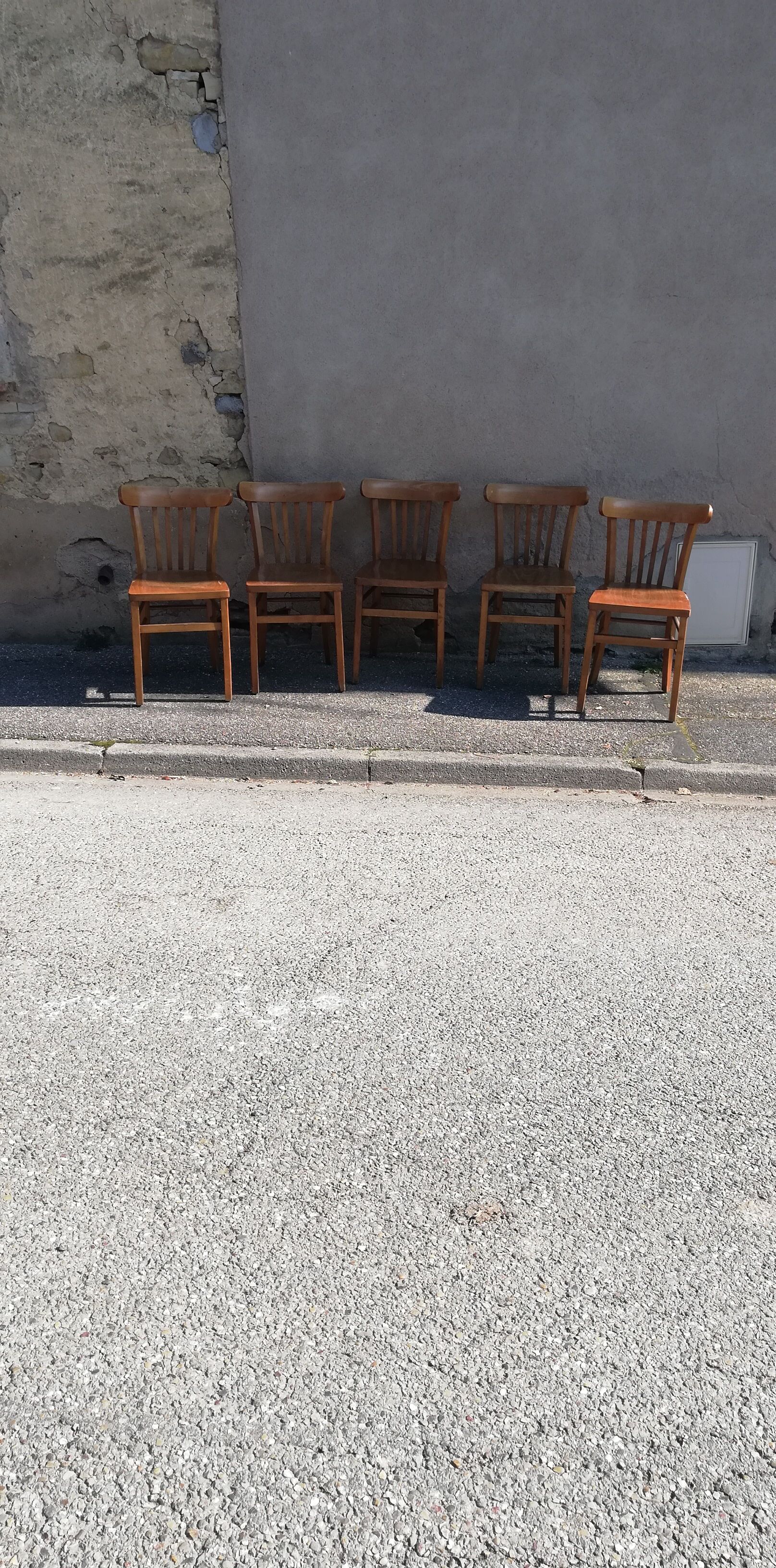 Set de 5 chaises bistrot vintage