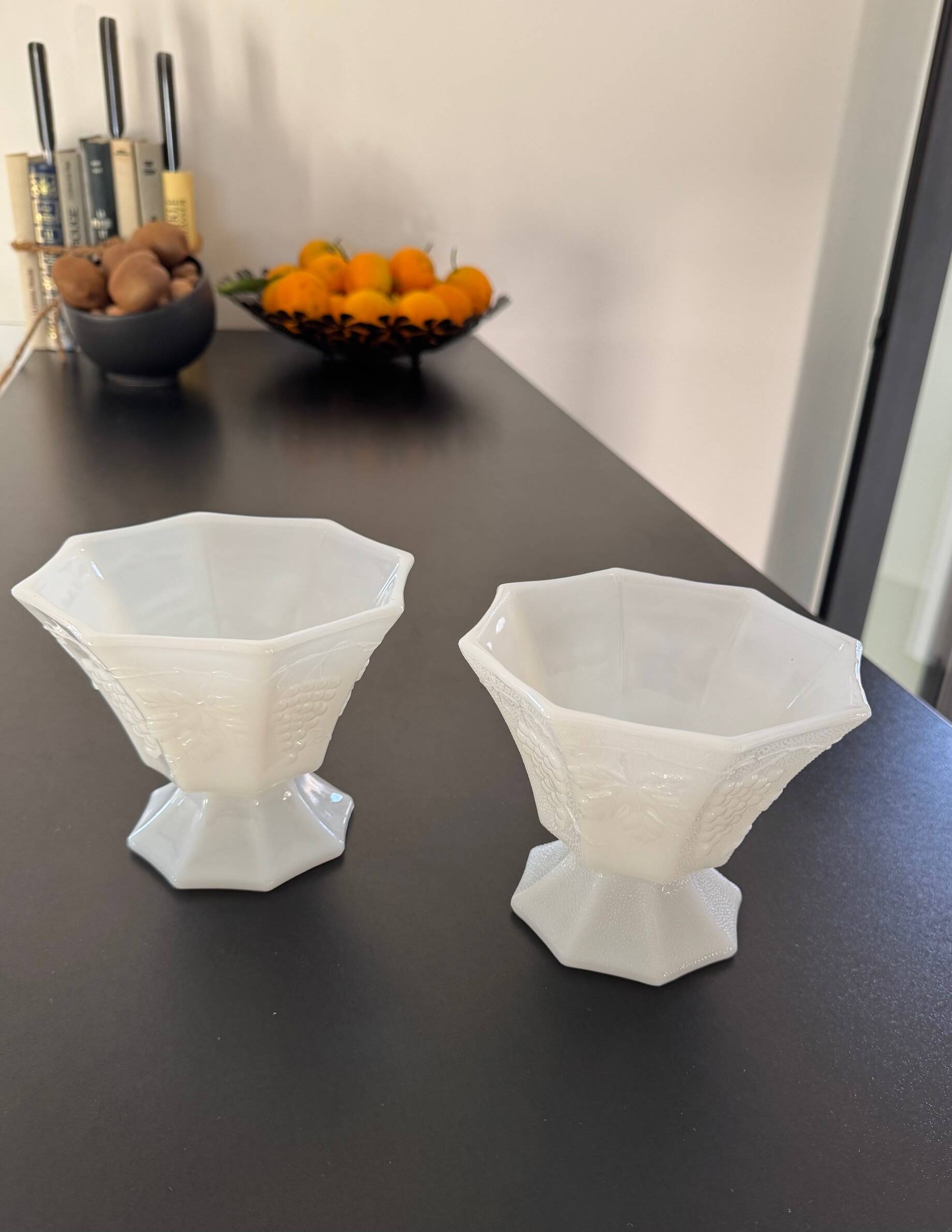2 Opalines / Milk glass bowls