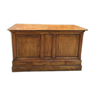 Shop counter early 20th century