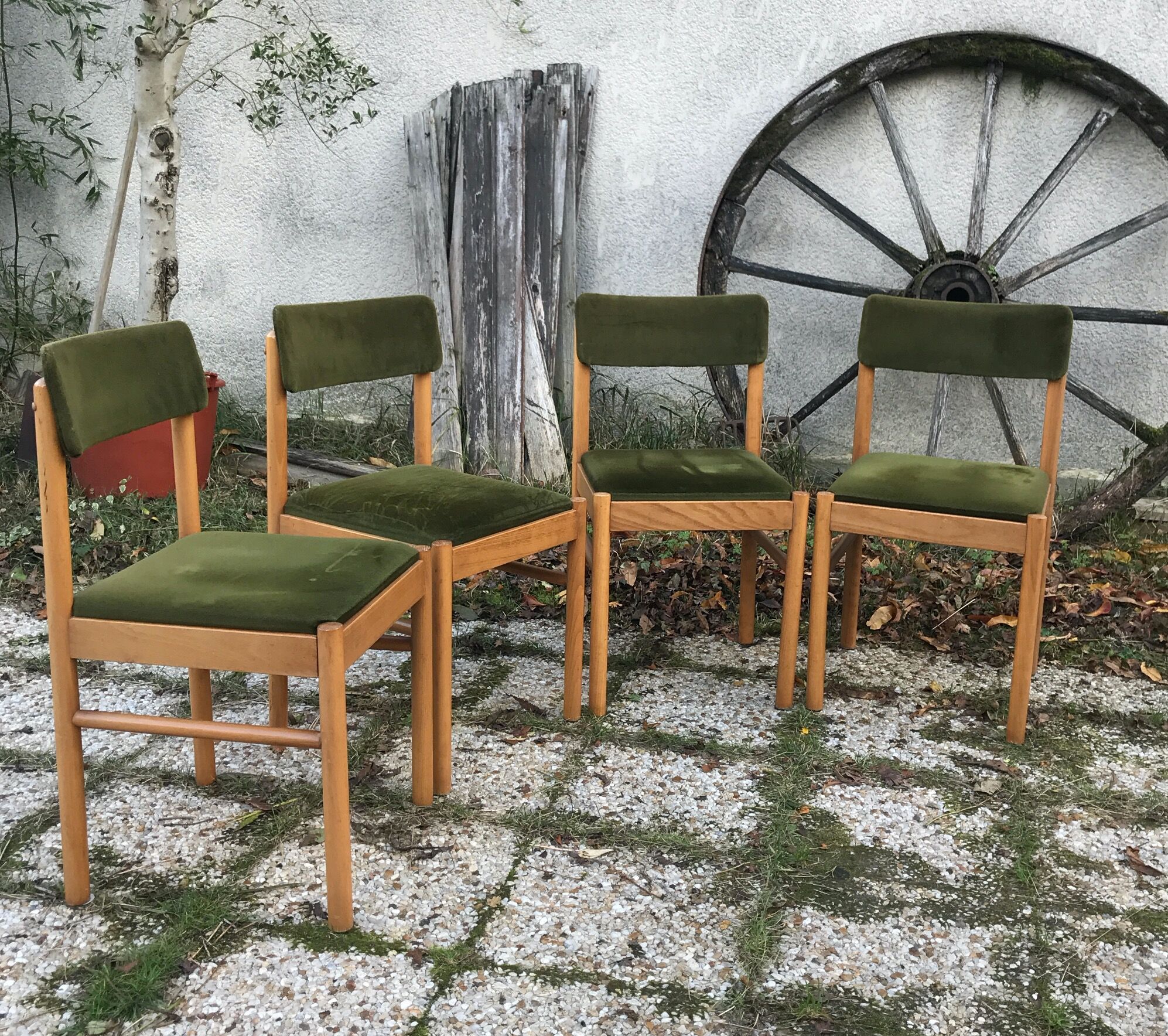 Set of 4 vintage Baumann chairs