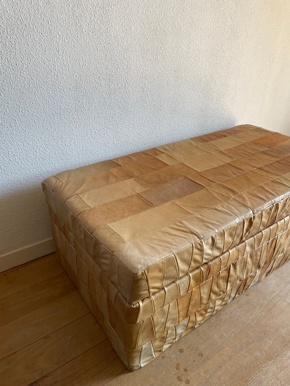 Banc pouf coffre en cuir patchwork  De Sède