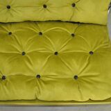 1960s sofa set with 2 seats and 2 armchairs in chartreuse fabric, original metal legs.