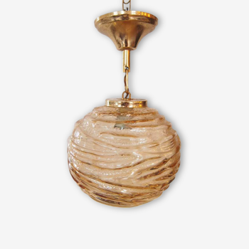 Suspension ball and brass