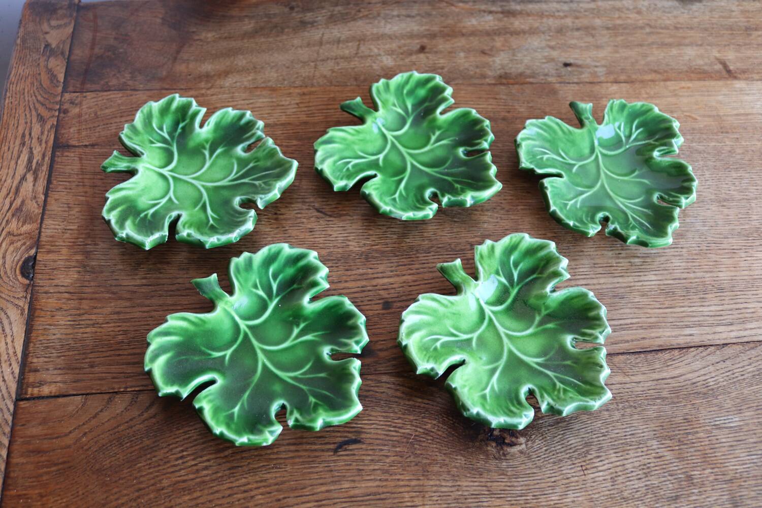 Set of 5 green ceramic leaf dishes – Vallauris