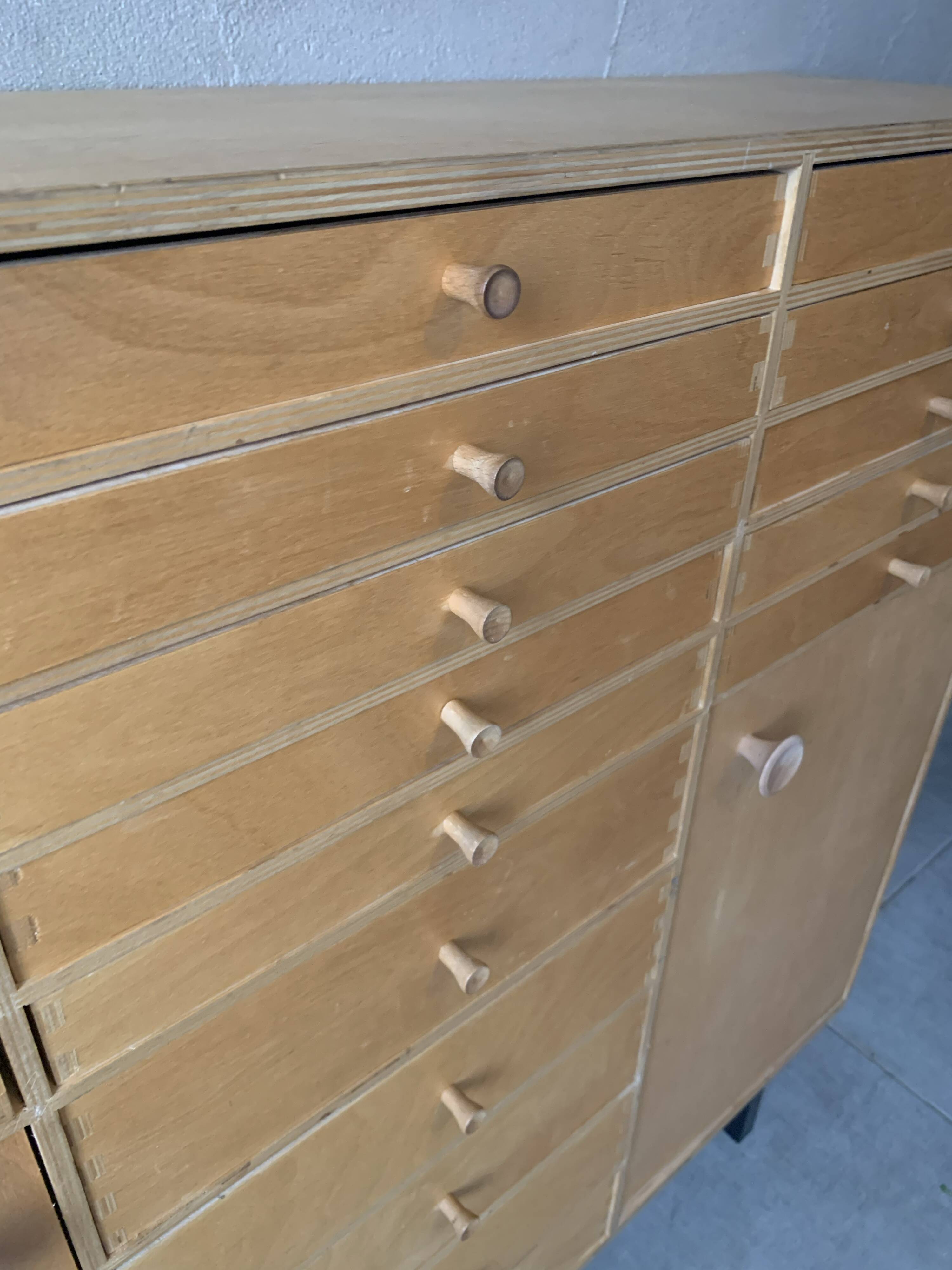 Vintage 20-drawer craft cabinet, 1960s in raw wood