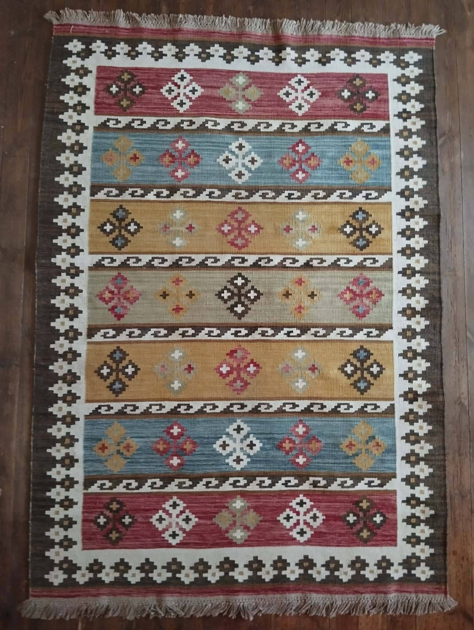 Handmade Indo Qashqaï rug 240x170cm