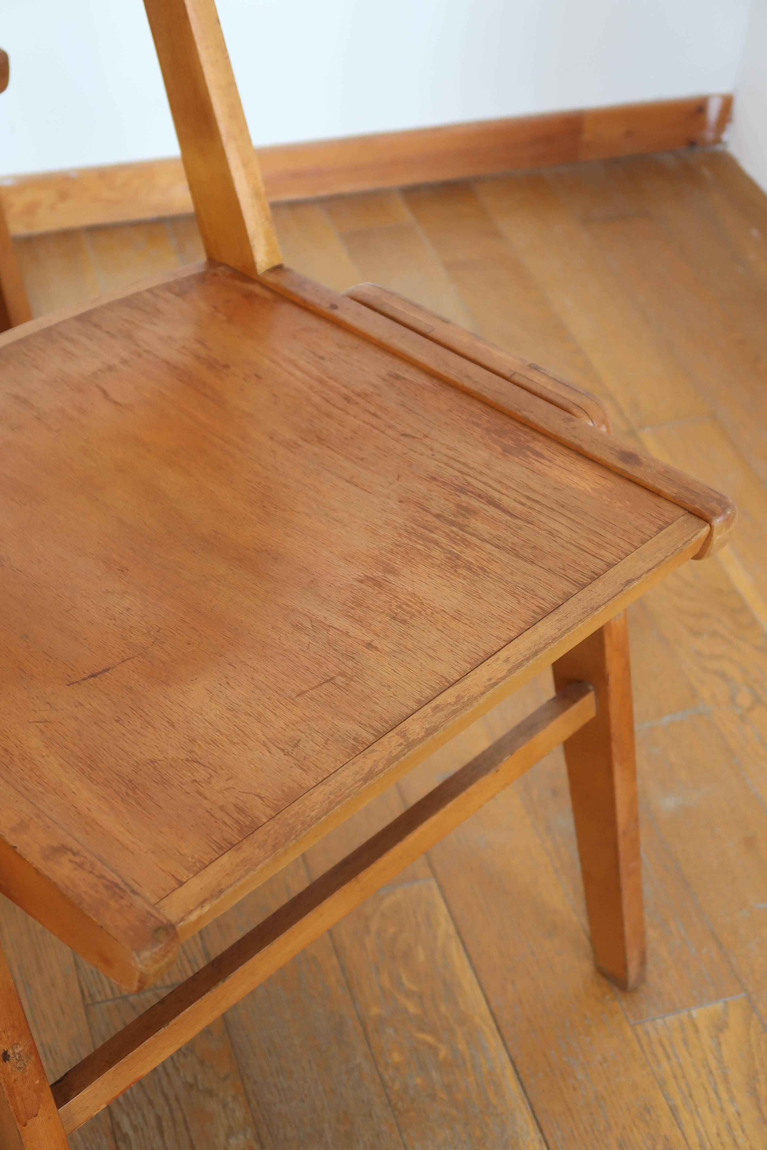 Set of 12 Scandinavian chairs compass feet