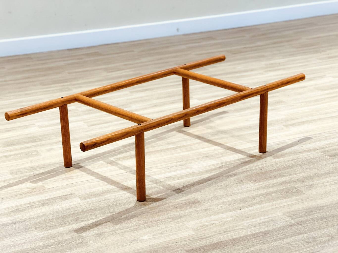 Vico Magistretti coffee table (Cassina)