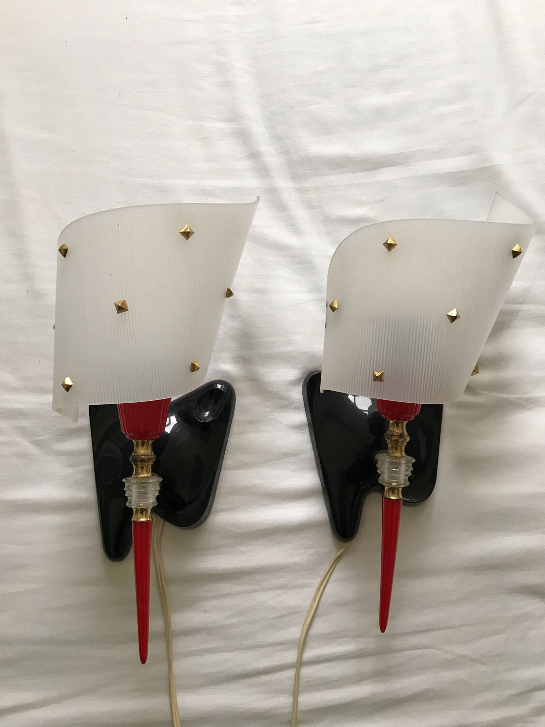 Duo of vintage 50s-60s wall lights