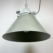 Lampe antidéflagrante industrielle avec abat-jour en aluminium d’Elektrosvit, années 1970
