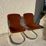 Paire de chaises cuir et métal chromé année 70