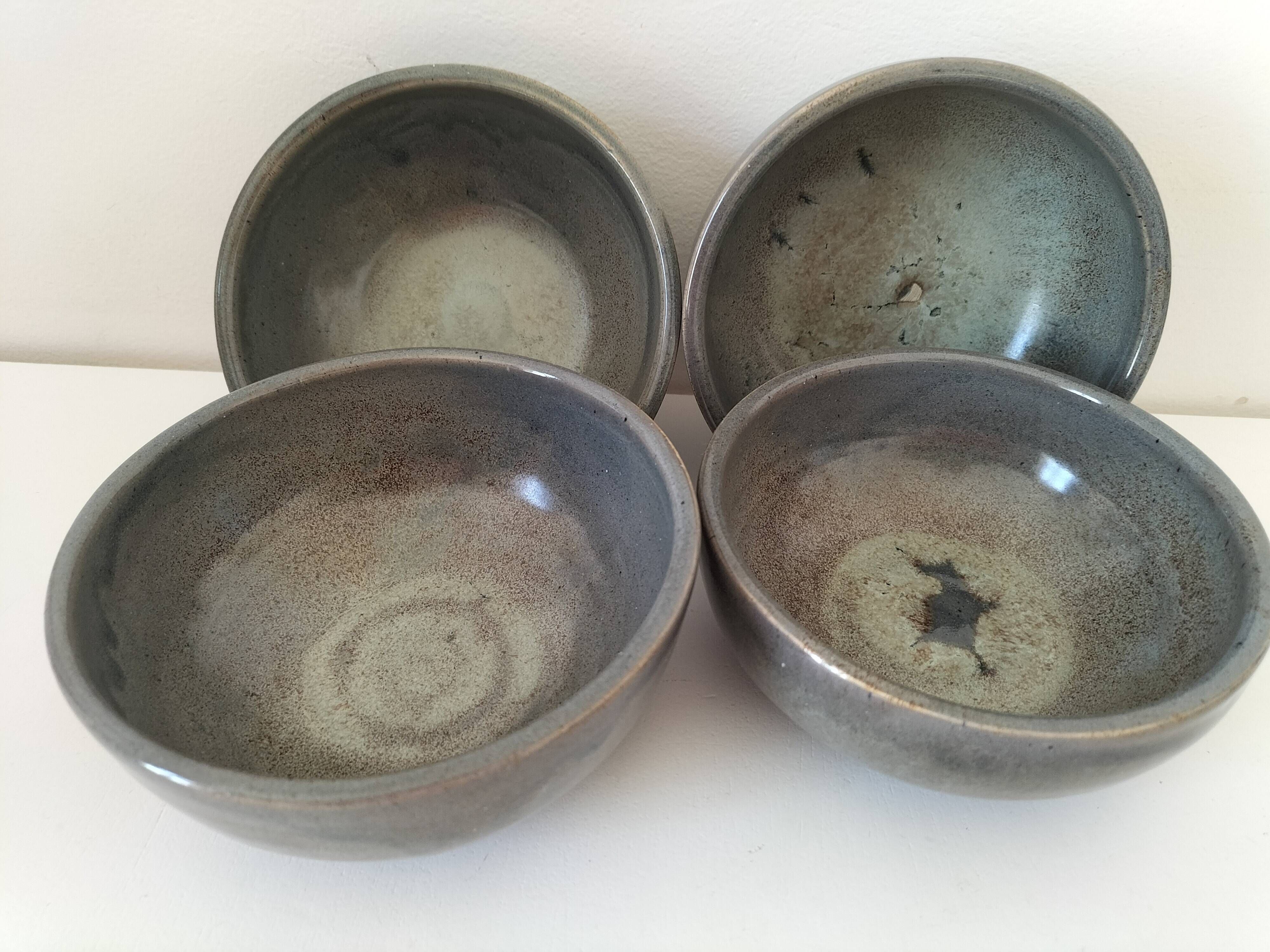 4 handmade ceramic bowls – Grey-blue glaze and mineral shades