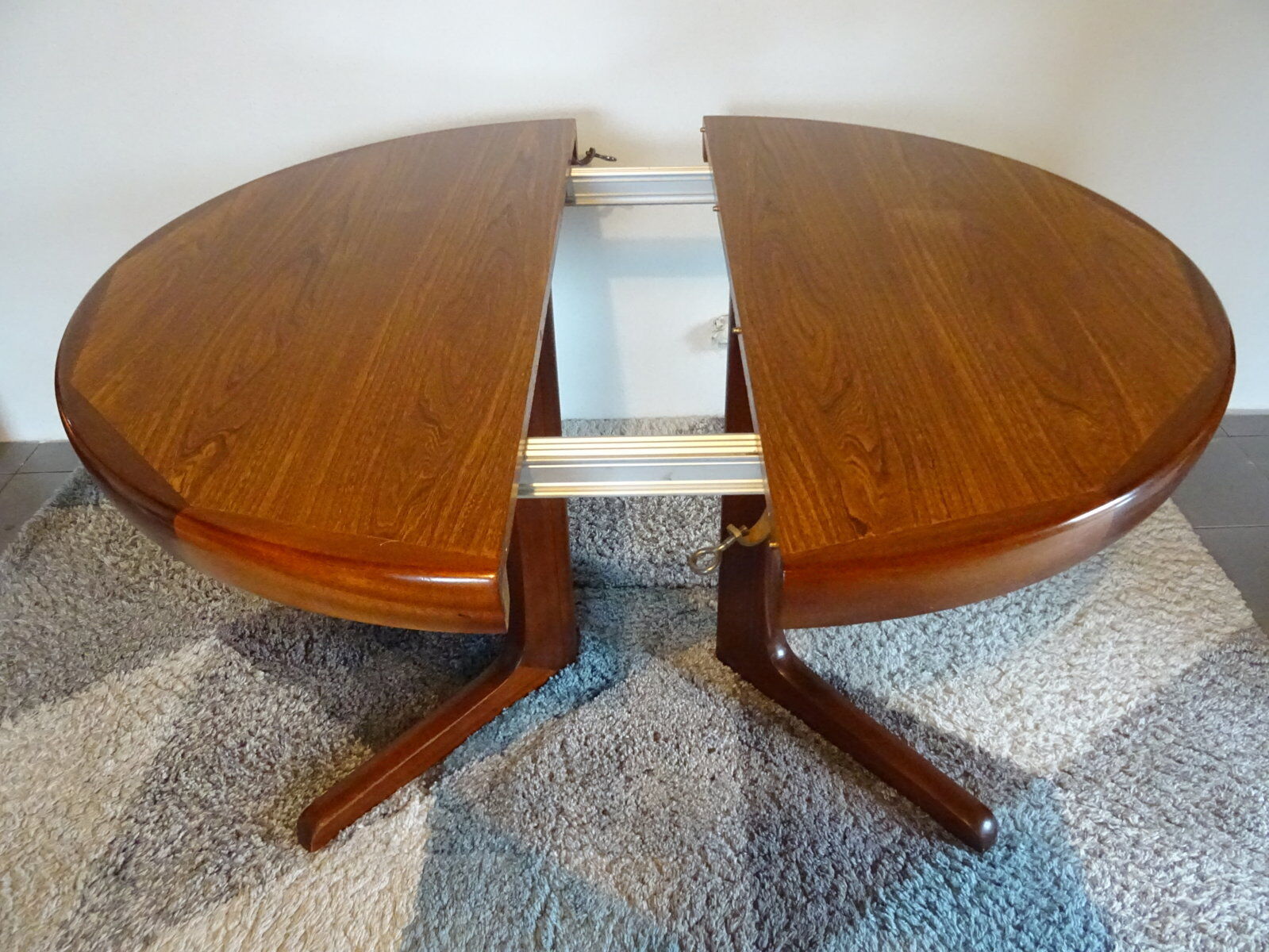 Baumann Extendable Roundtable 2 extensions